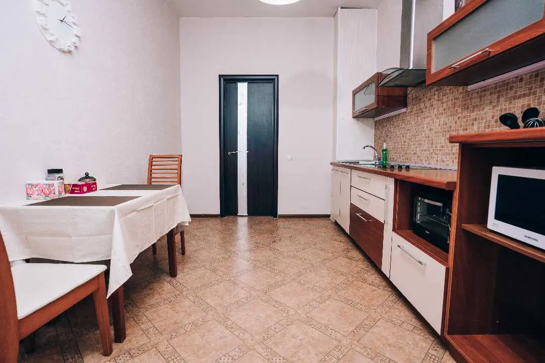 Воронеж: Апартаменты "Atlant Apartments 83л"