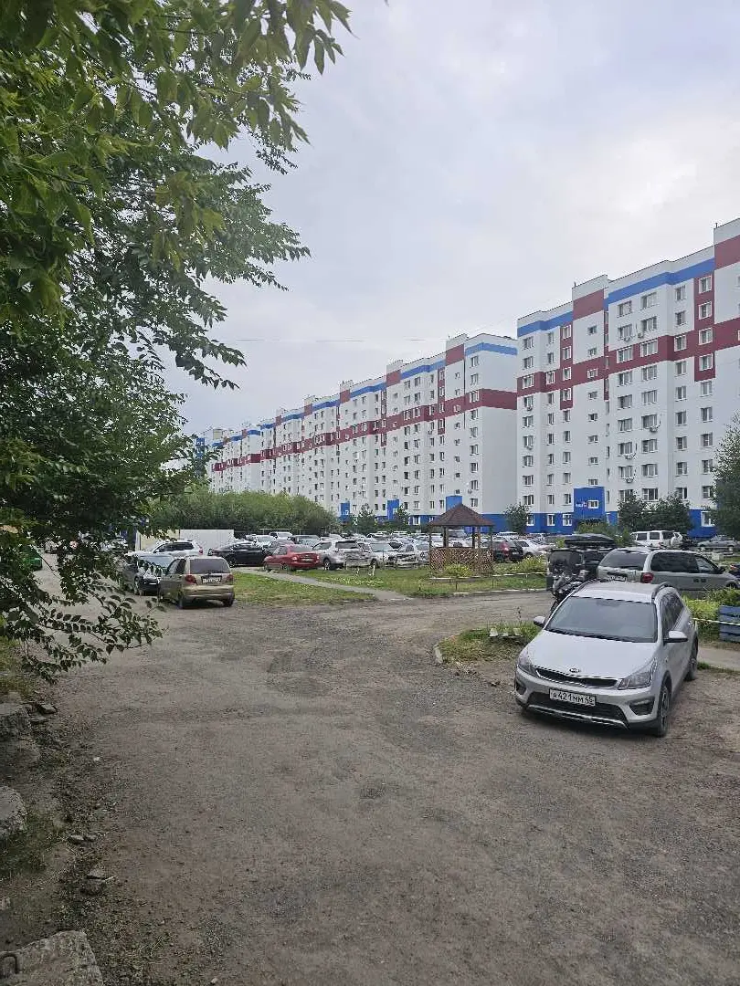 Курган: Квартира в 5 Микрорайоне 16к4