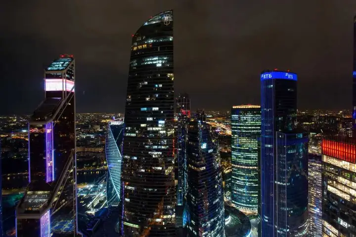 Москва: Апартаменты Sky City Moscow 62 этаж! Вид на Башни, Лужники, Парк победы и город! Очень уютный!