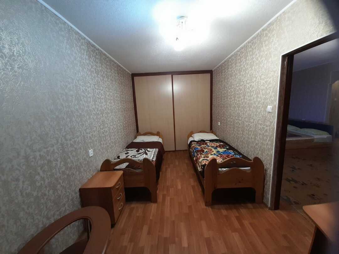 Мурманск: 2-комнатная квартира проспект Кирова, 22