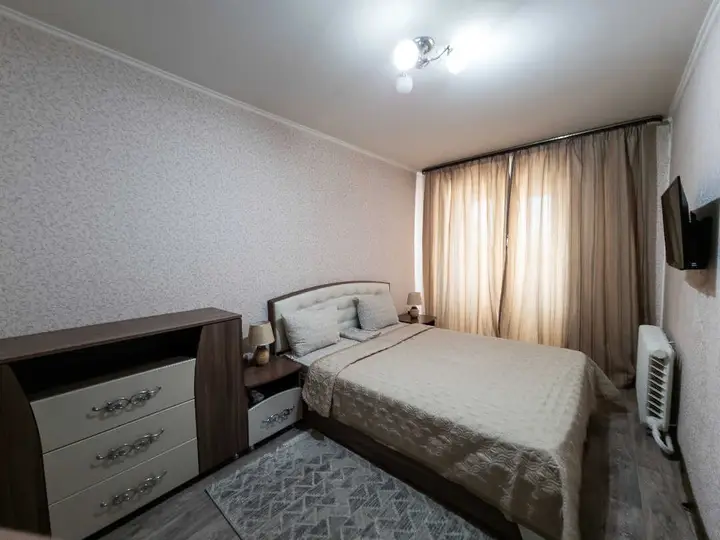 Южно-Сахалинск: Апартаменты на Курильской, д.52