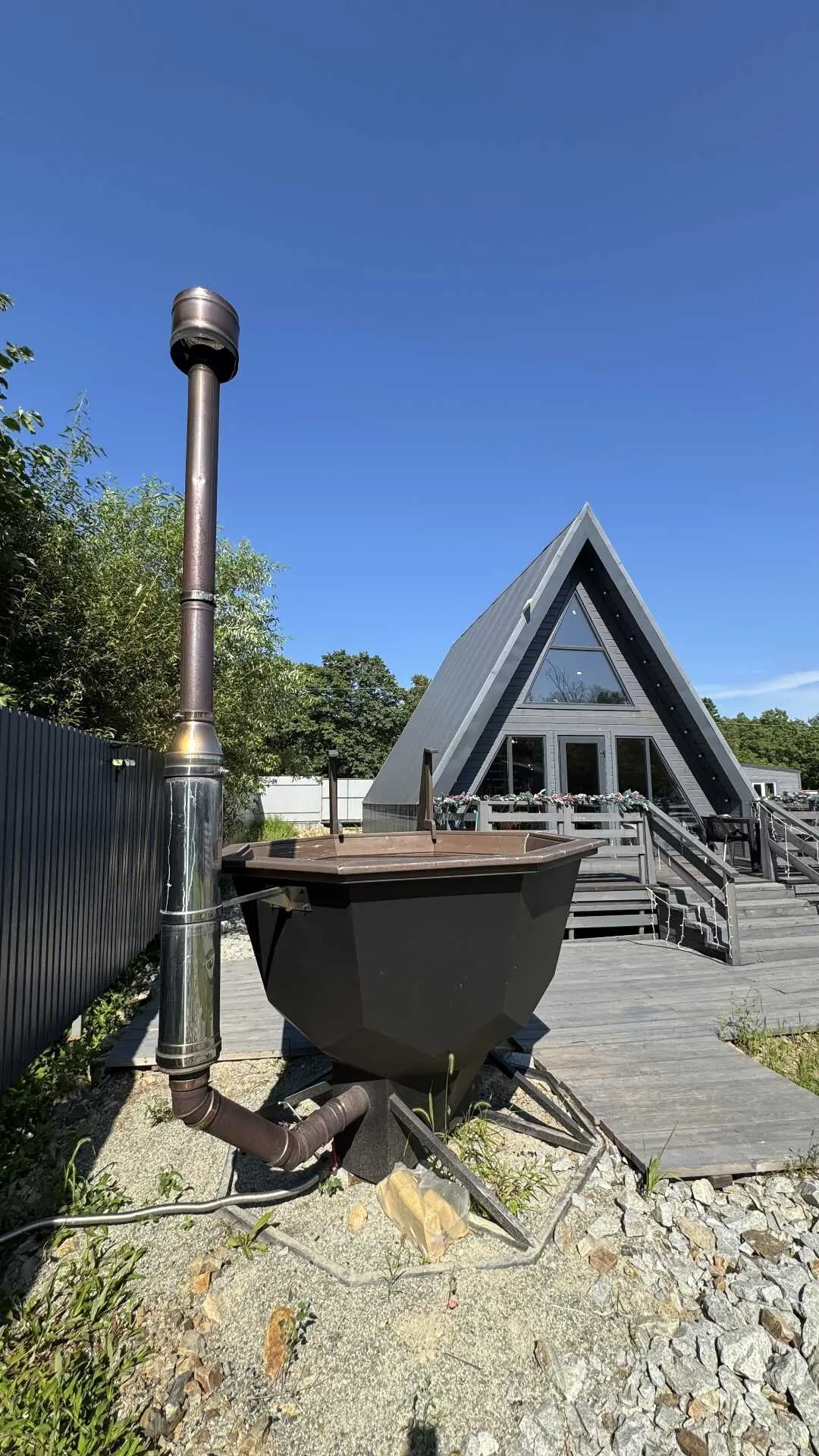 Артем: Уютный домик A-Frame