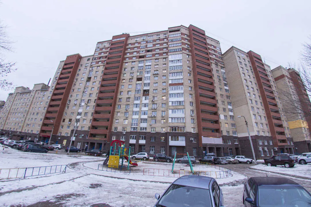 Уфа: Апартаменты в парке на ул. Черниковская 51