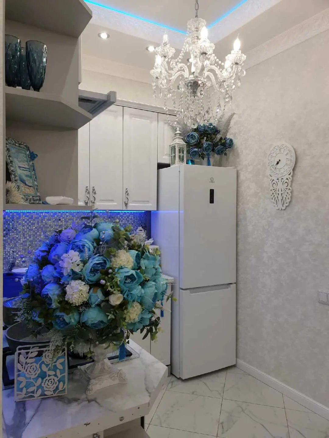 Геленджик: Luxury Apartment on Krimskay 22