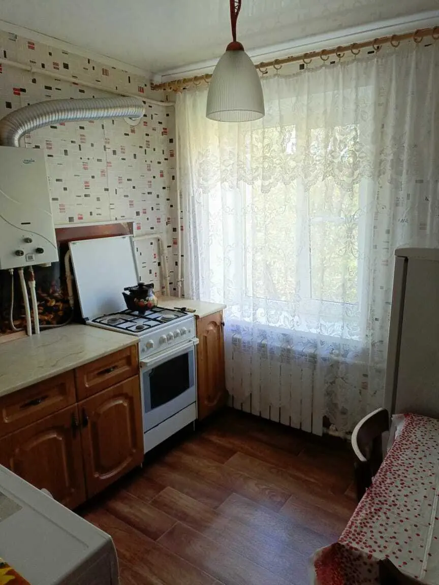 Таганрог: Уютная квартира на ул. Менделеева, 4