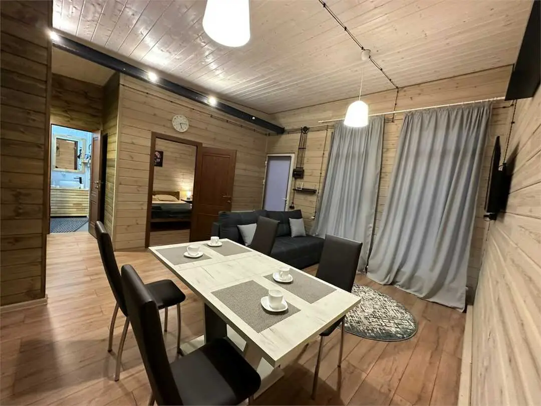 Владикавказ: River house