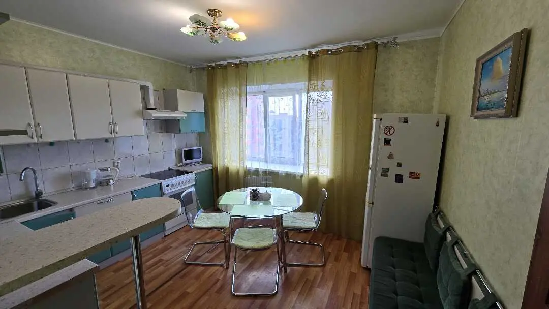 Воронеж: Апартаменты "Atlant Apartments 380"