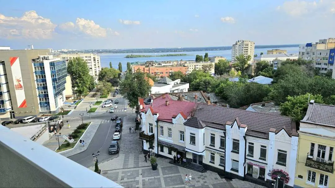 Саратов: Квартира "Романтика" с видом на Волгу