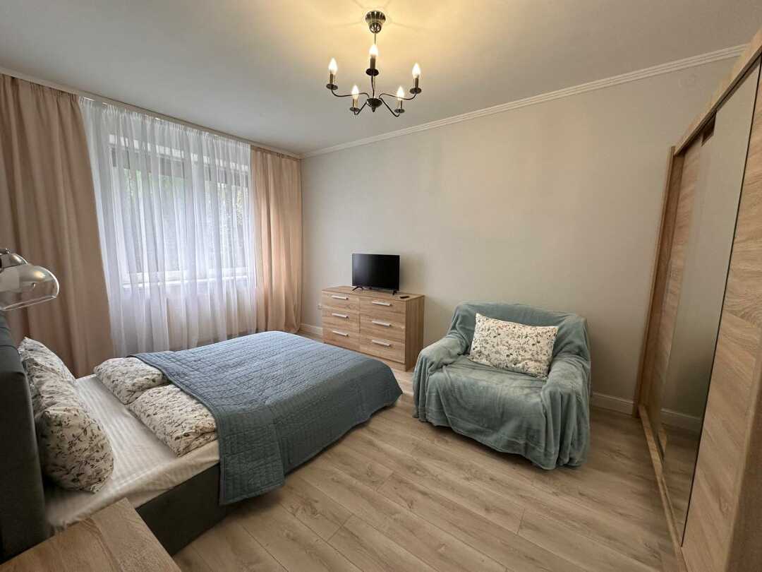 carousel image 4