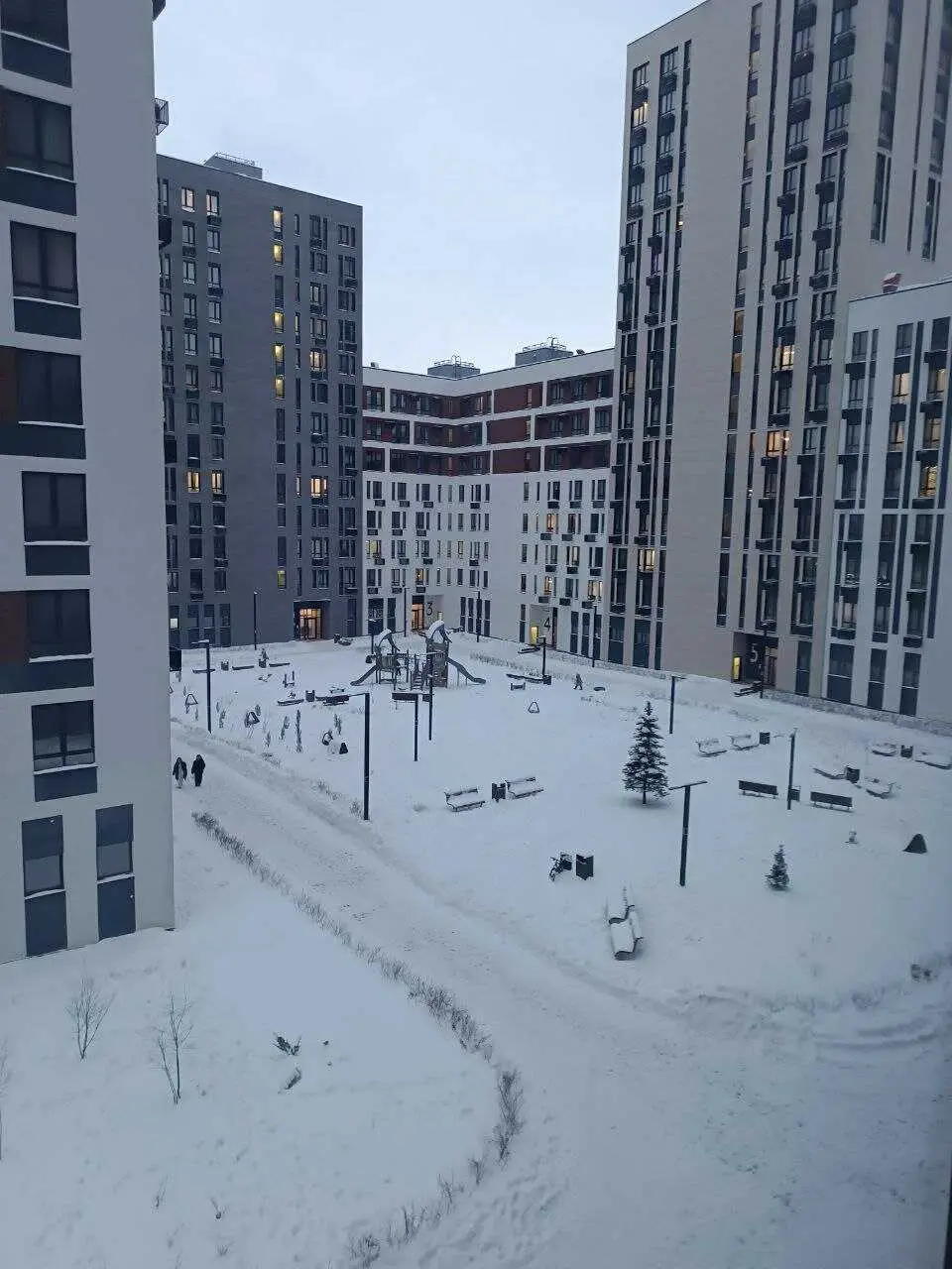 Москва: Студия у метро, МКАД, СБВ и огромного леса в Новой Москве