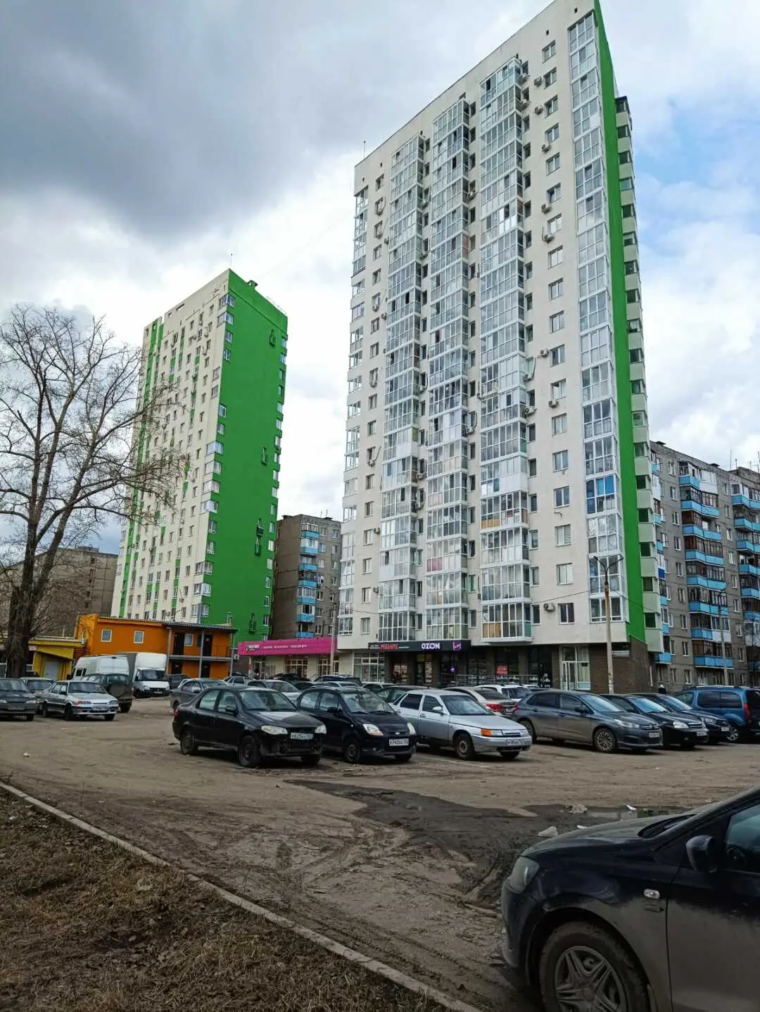 Уфа: Квартира с круглой кроватью и видом на горы на ул. Кольцевая, 203/3