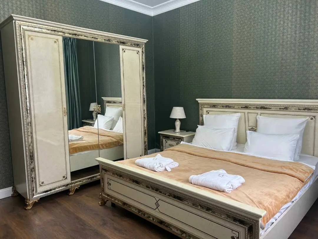 Кисловодск: Двухкомнатная квартира с террасой (75кв.м.) на Декабристов 7