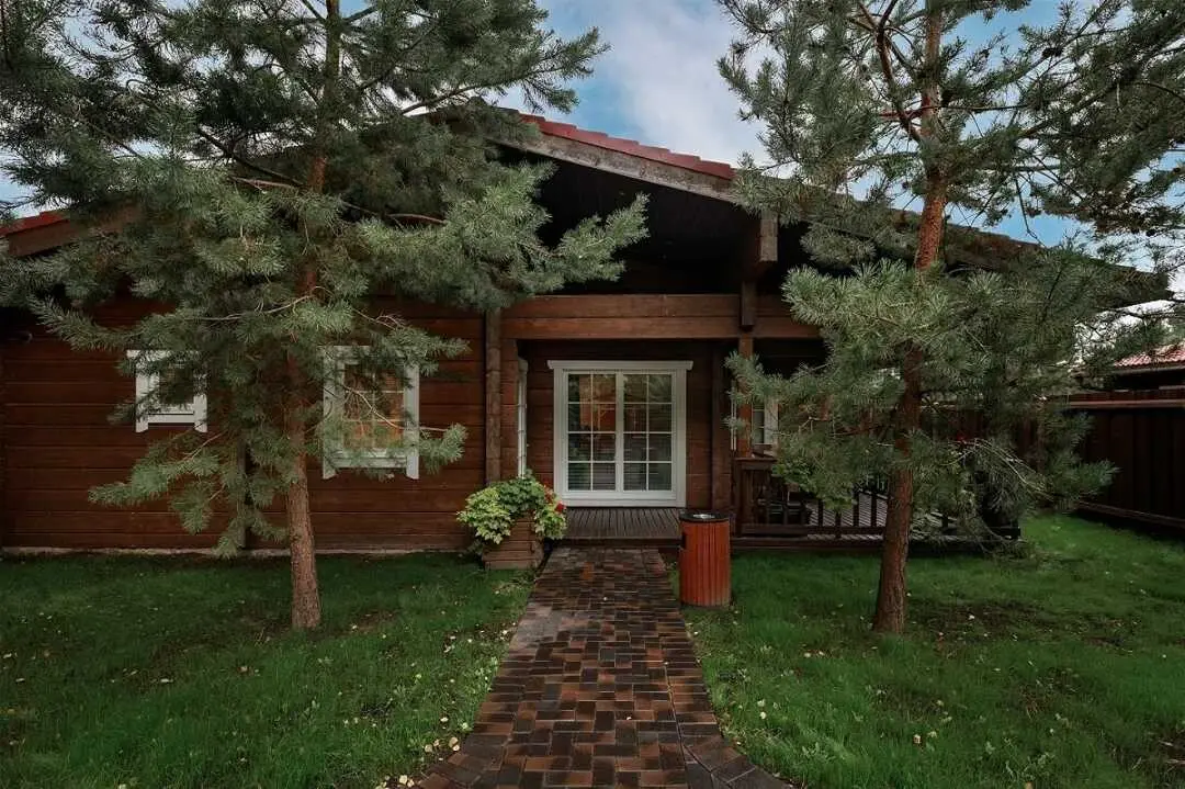 Подольск: Загородный отель "Fish Point Family Resort"
