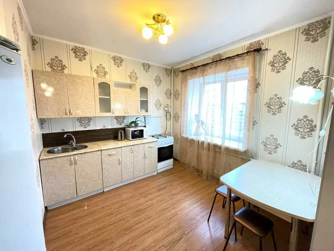 Оренбург: Апартаменты OrenRoom56 на Кима 25