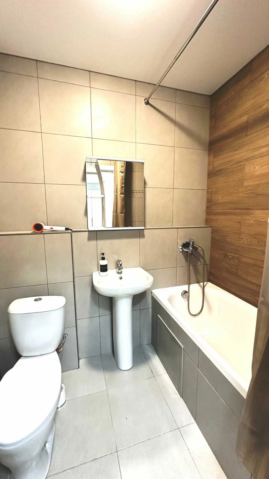 Оренбург: Апартаменты OrenRoom56 на ул. Юркина, 4/1