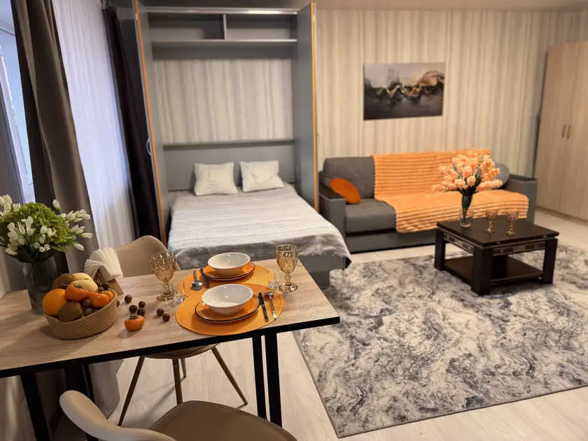 Кировск: Апартаменты на Ленина 11а, (4 этаж)