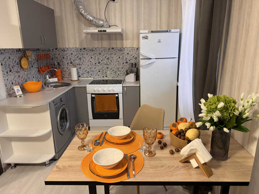 Кировск: Апартаменты на Ленина 11а, (4 этаж)