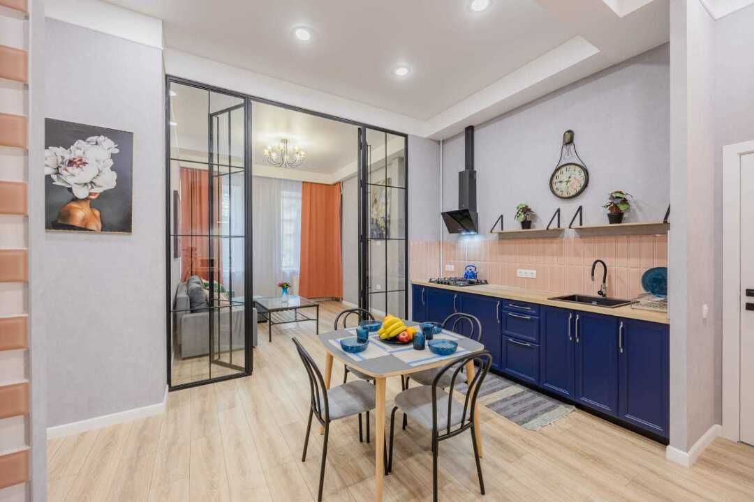 Санкт-Петербург: 3-комнатная квартира на Ломоносова