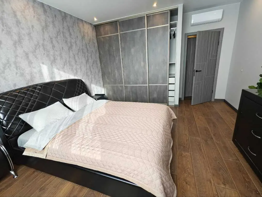 Калининград: Апартаменты "Big Room"