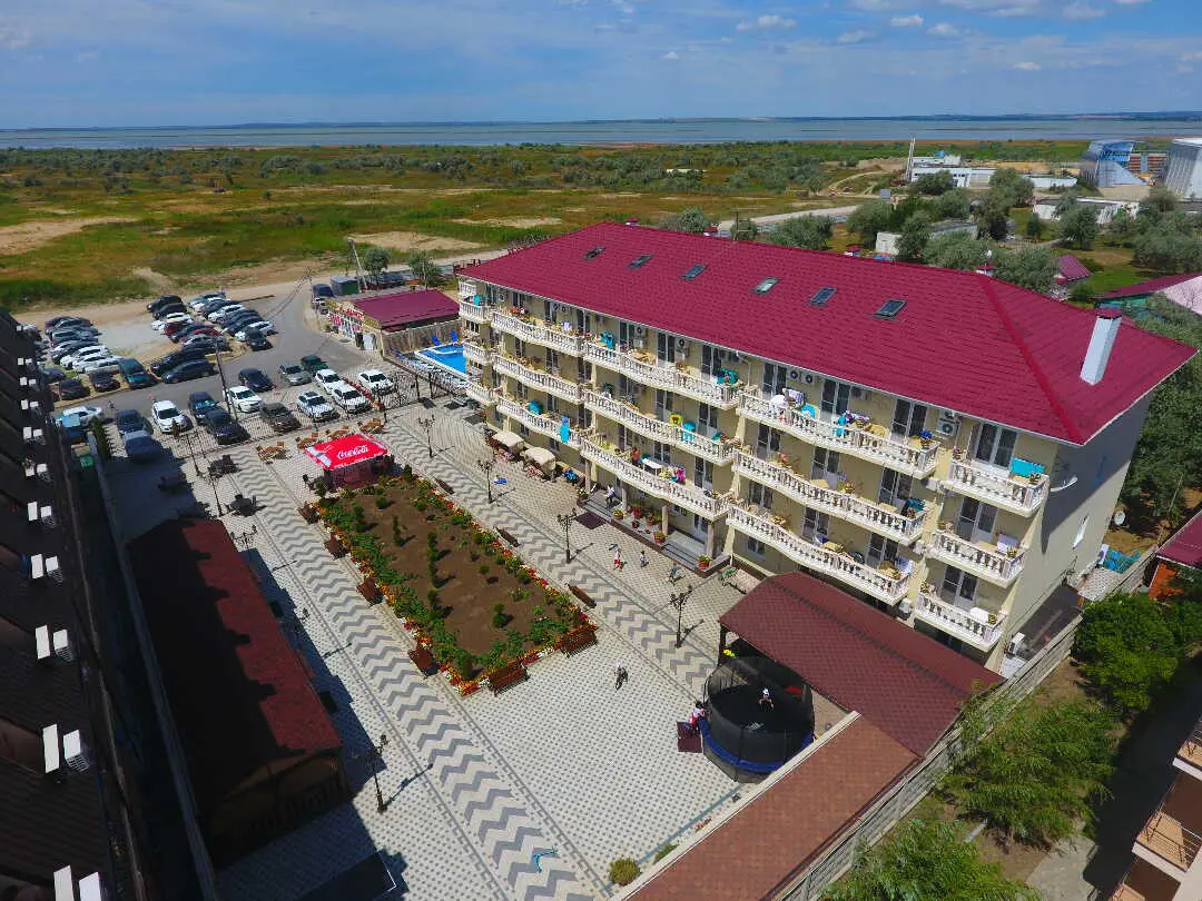 Витязево: Anzhelina Family Hotel