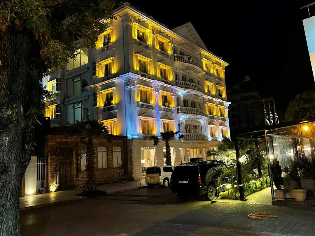 Сухум: Отель "Grand Hotel Sukhum"