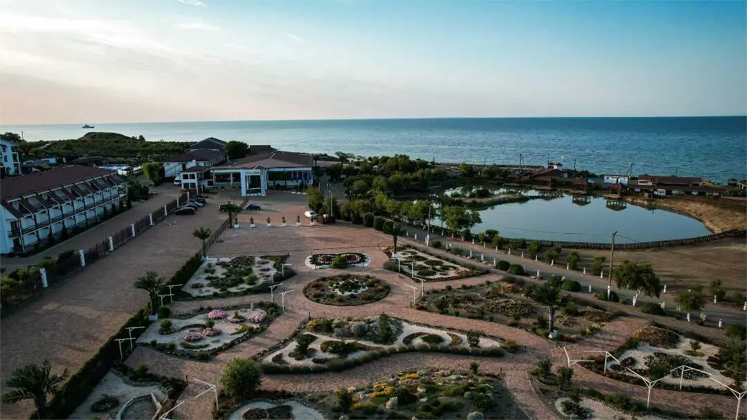Темрюк: Курортный комплекс "Tizdar Family Resort & Spa 5*"