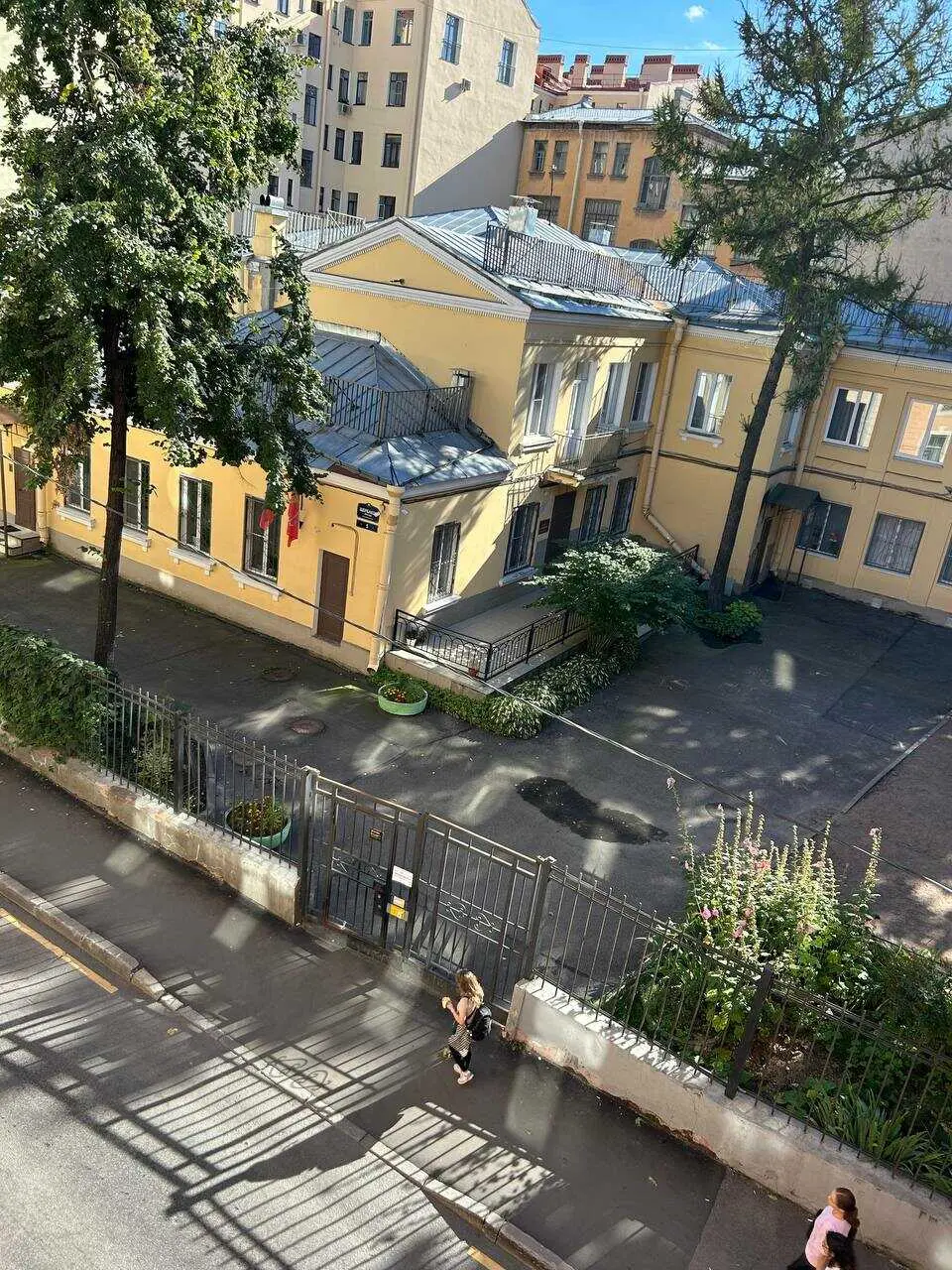 Санкт-Петербург: Меблированная комната N1 у Ресторанной улицы