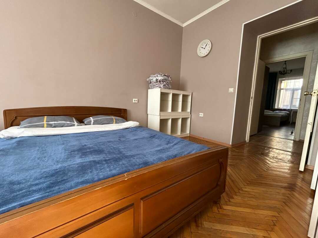 Санкт-Петербург: Мебелированная комната N2 у Ресторанной улицы