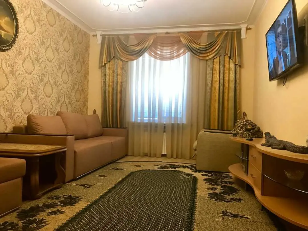 Севастополь: Квартира с отдельным входом