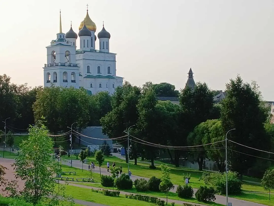 Псков: Квартира с видом на Кремль