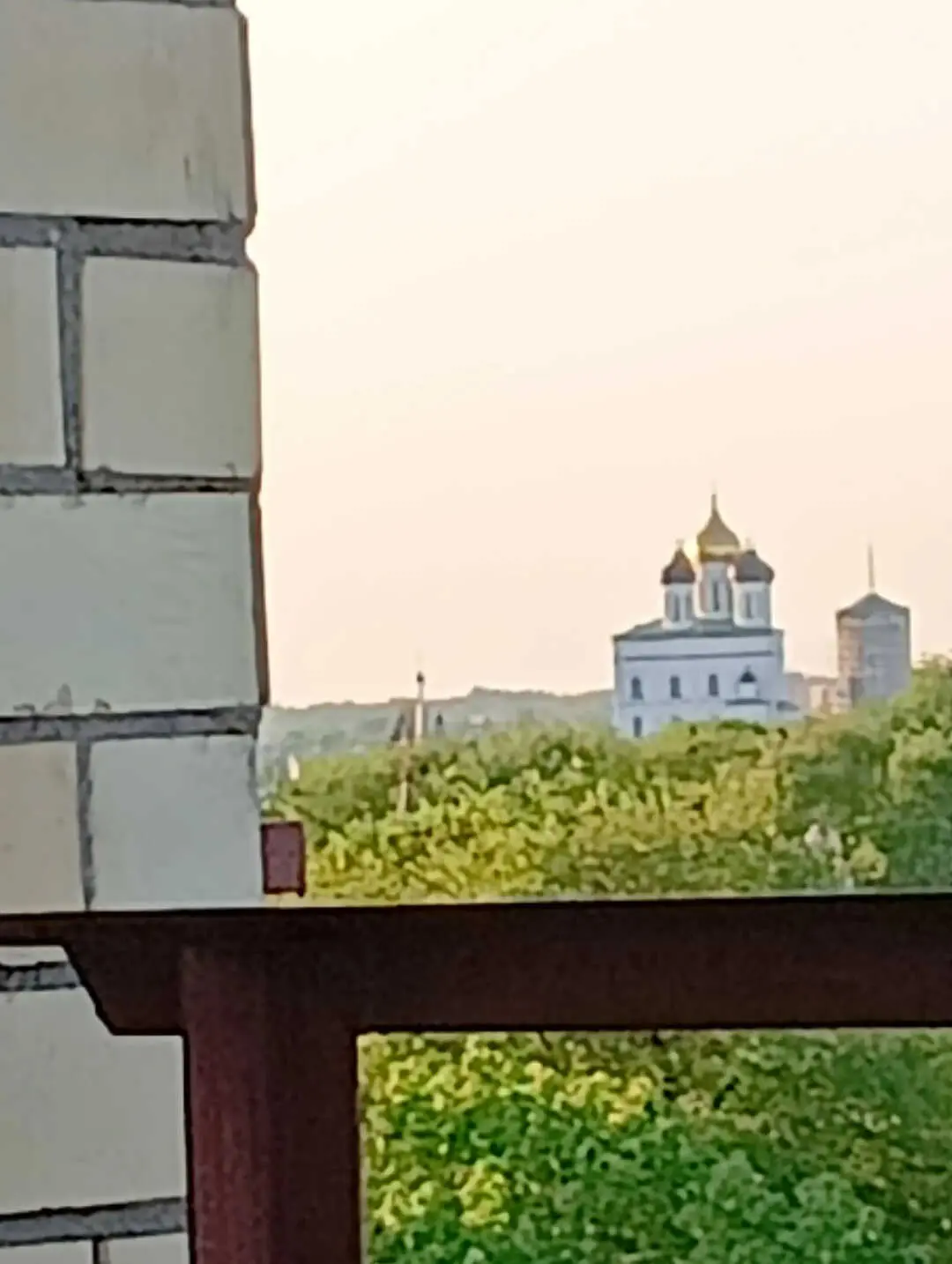 Псков: Квартира с видом на Кремль