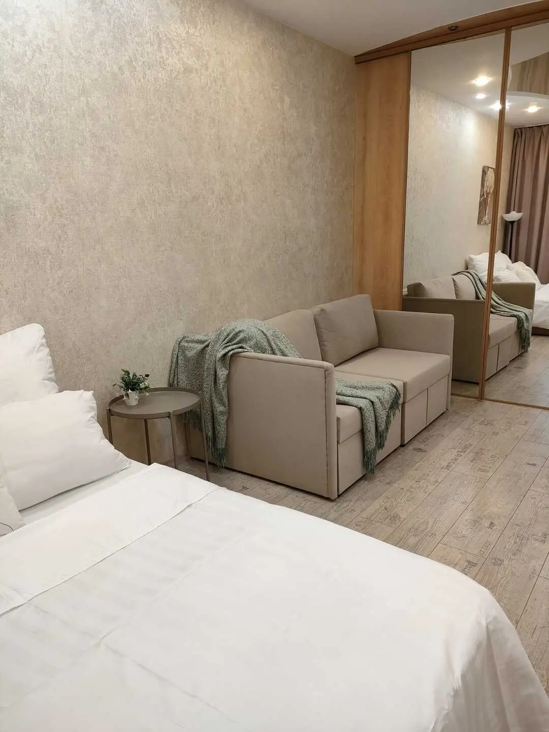 Екатеринбург: Квартира на Ленина 40