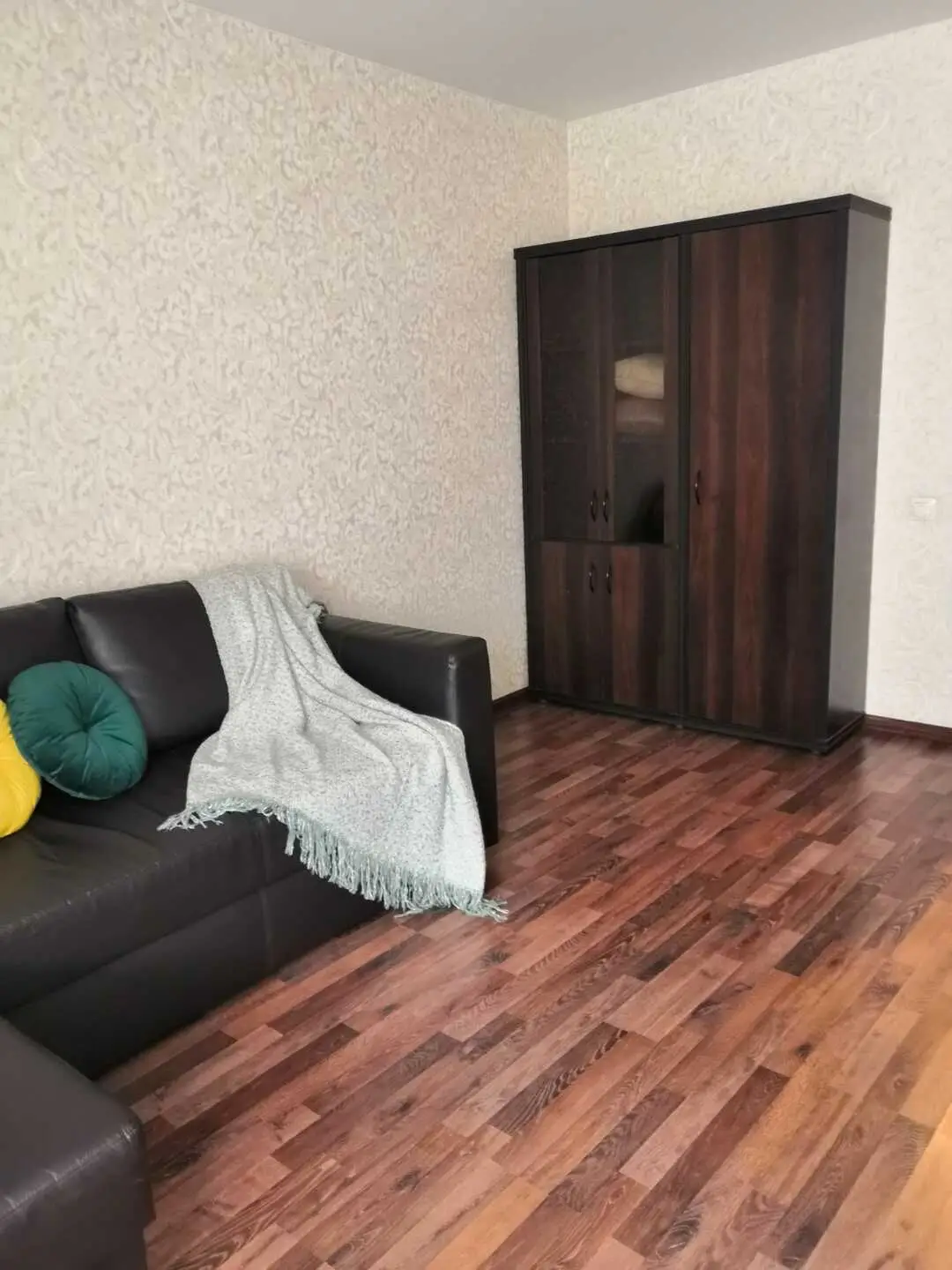 Екатеринбург: Квартира на Розы Люксембург 9