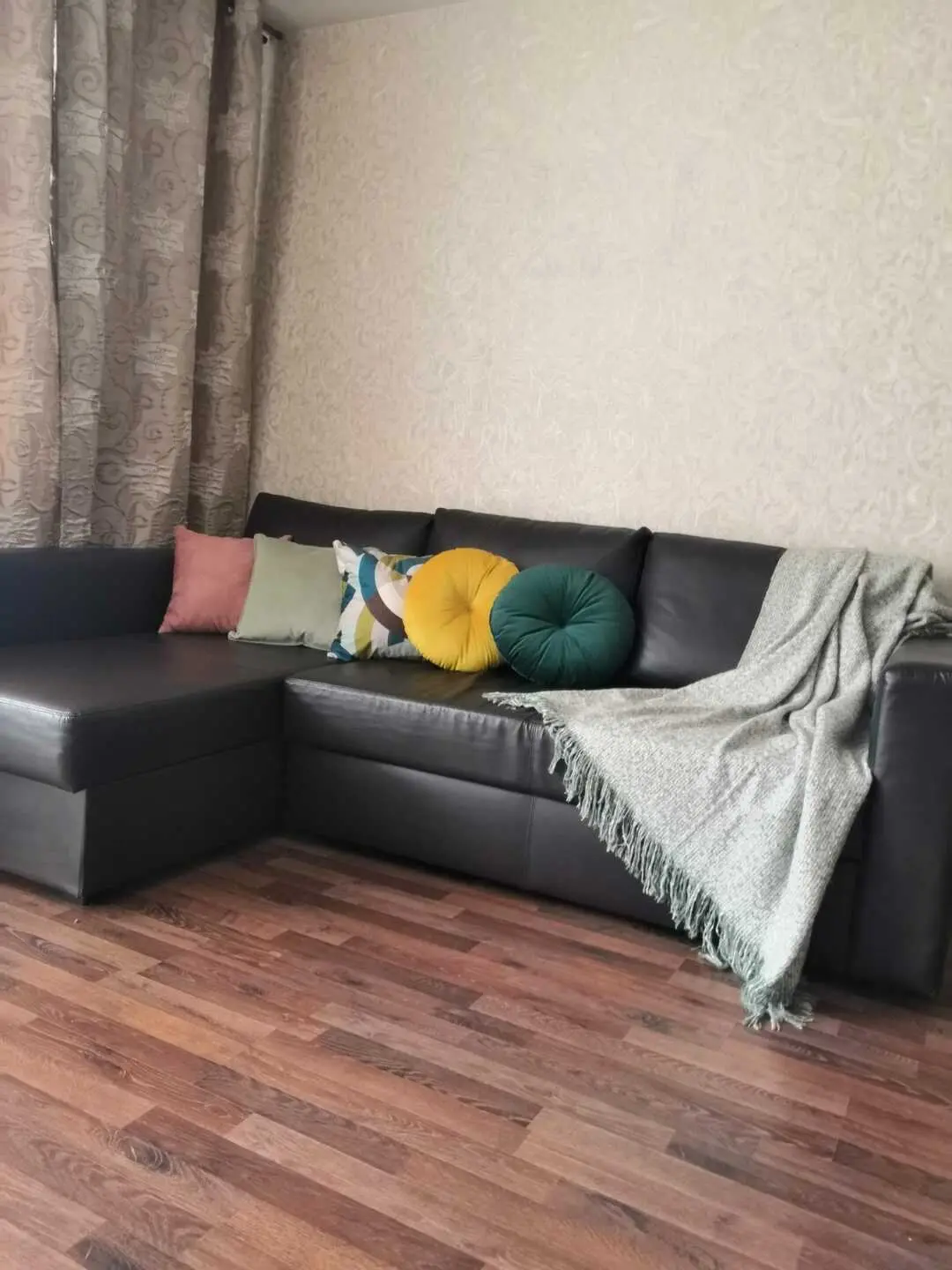 Екатеринбург: Квартира на Розы Люксембург 9