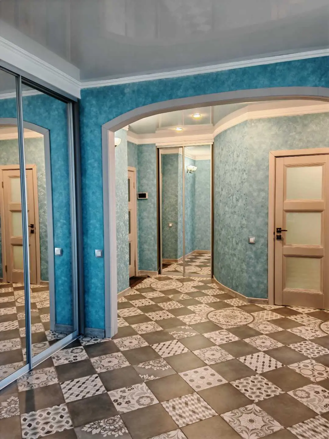 Новосибирск: Квартира на площади Станиславского
