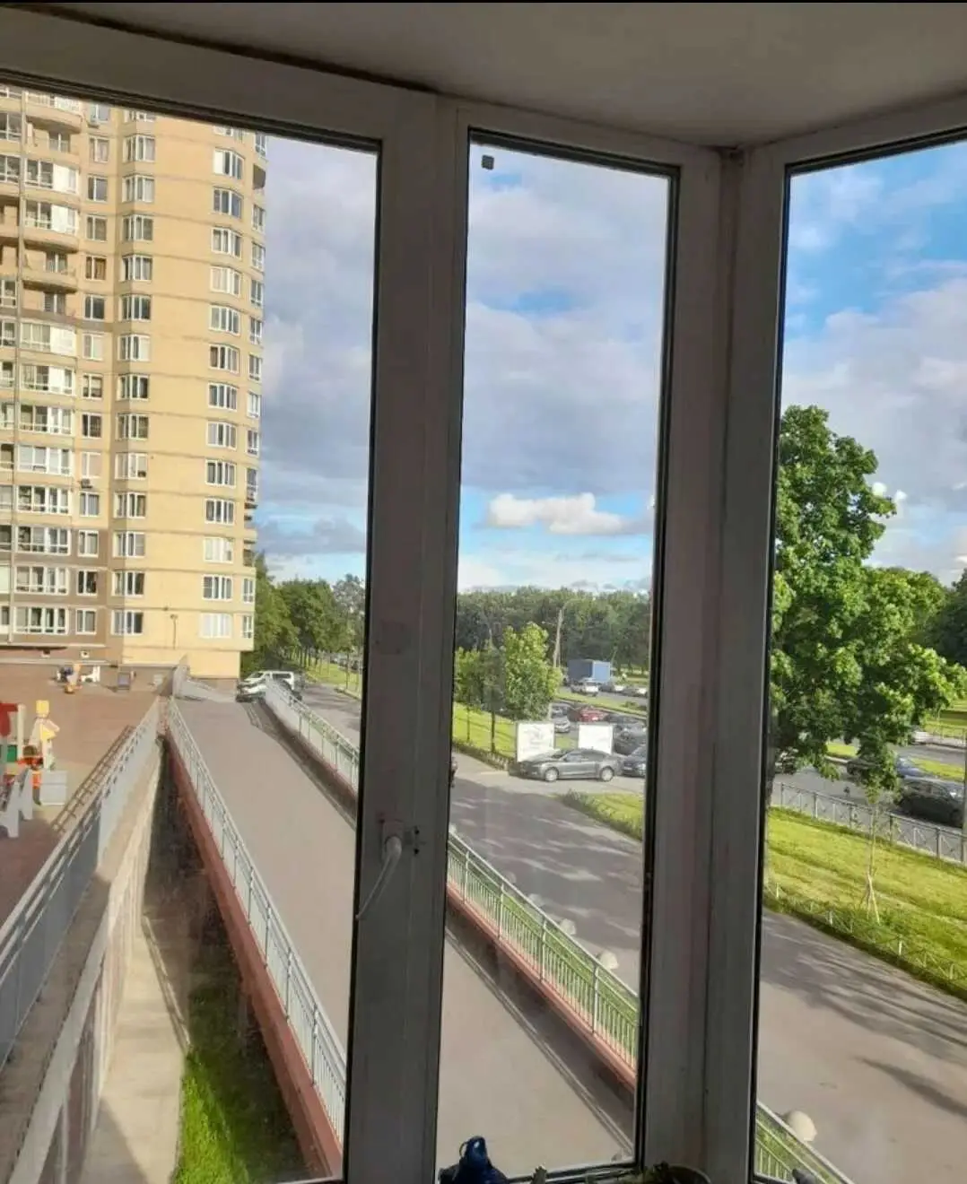 Санкт-Петербург: Квартира в кирпичном доме на Луначарского