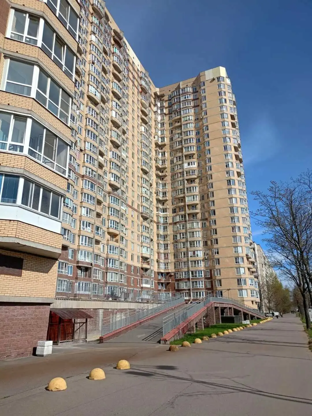 Санкт-Петербург: Квартира в кирпичном доме на Луначарского