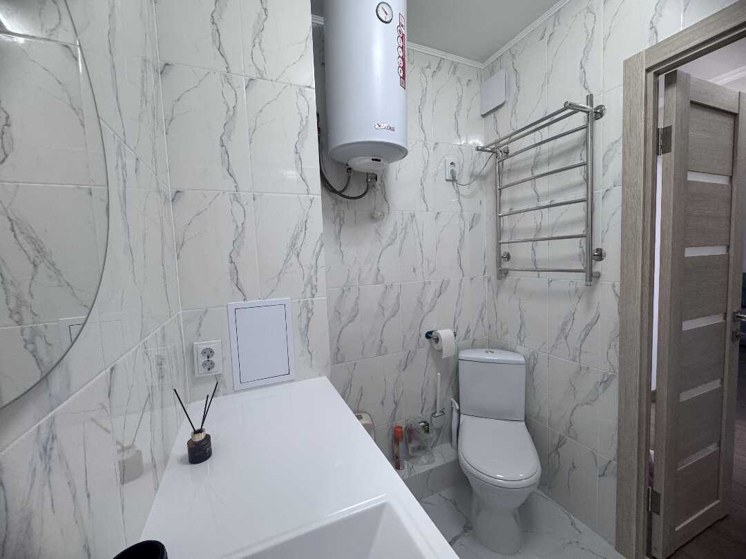 Анапа: Family Space: квартира с кухней-гостиной для семьи, вид на море и горы