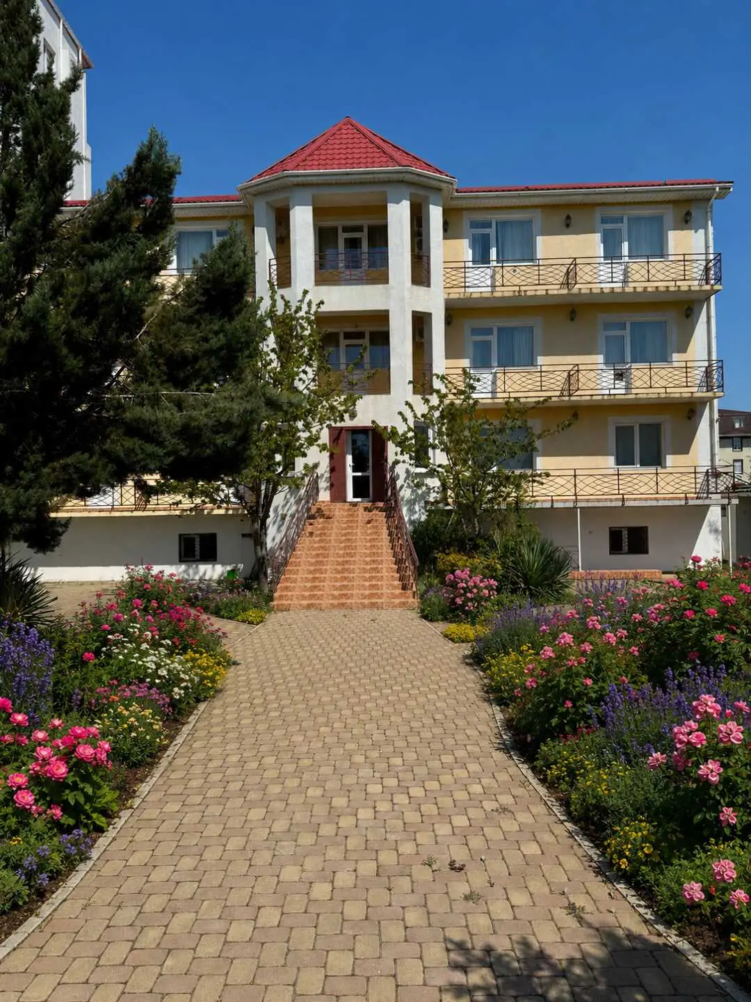 Вилла "Солка" — фото 1