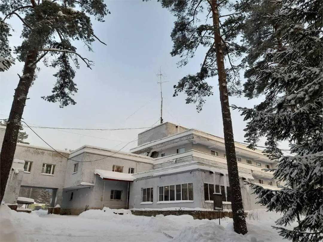 Приморск: Загородный клуб "Озеро Зеркальное"