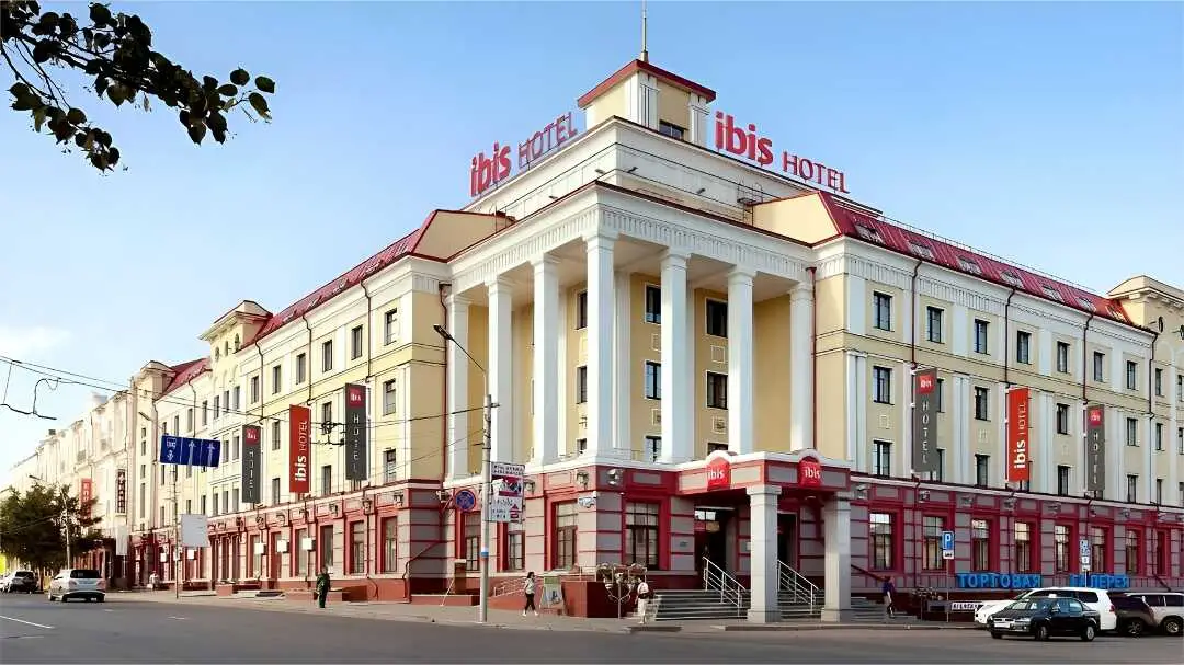 Отель "Ибис" Сибирь Омск — фото 1