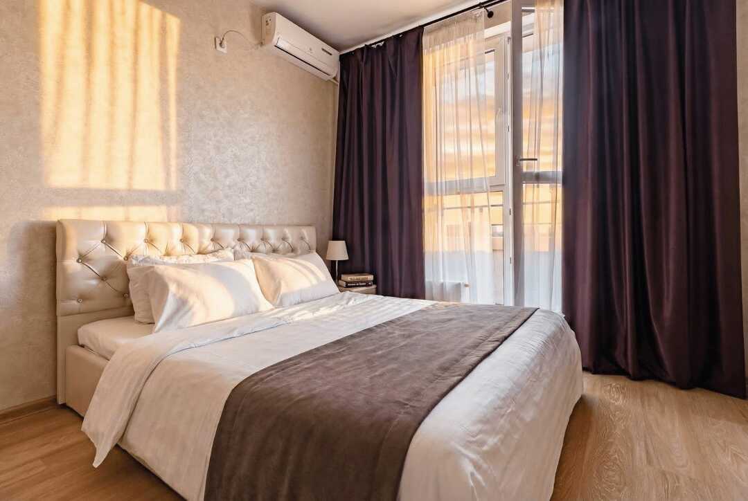 Квартира с Lounge зоной с видом на ул. Красную — фото 1