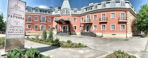 Гостиница "Гатчина" на ул. Горького д. 21 — фото 1