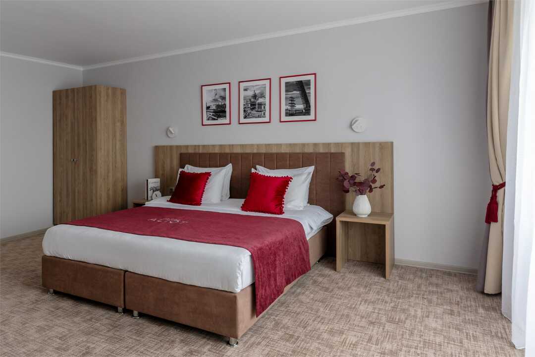 Гостиница "Алиот" (Санкт-Петербург) — фото 1