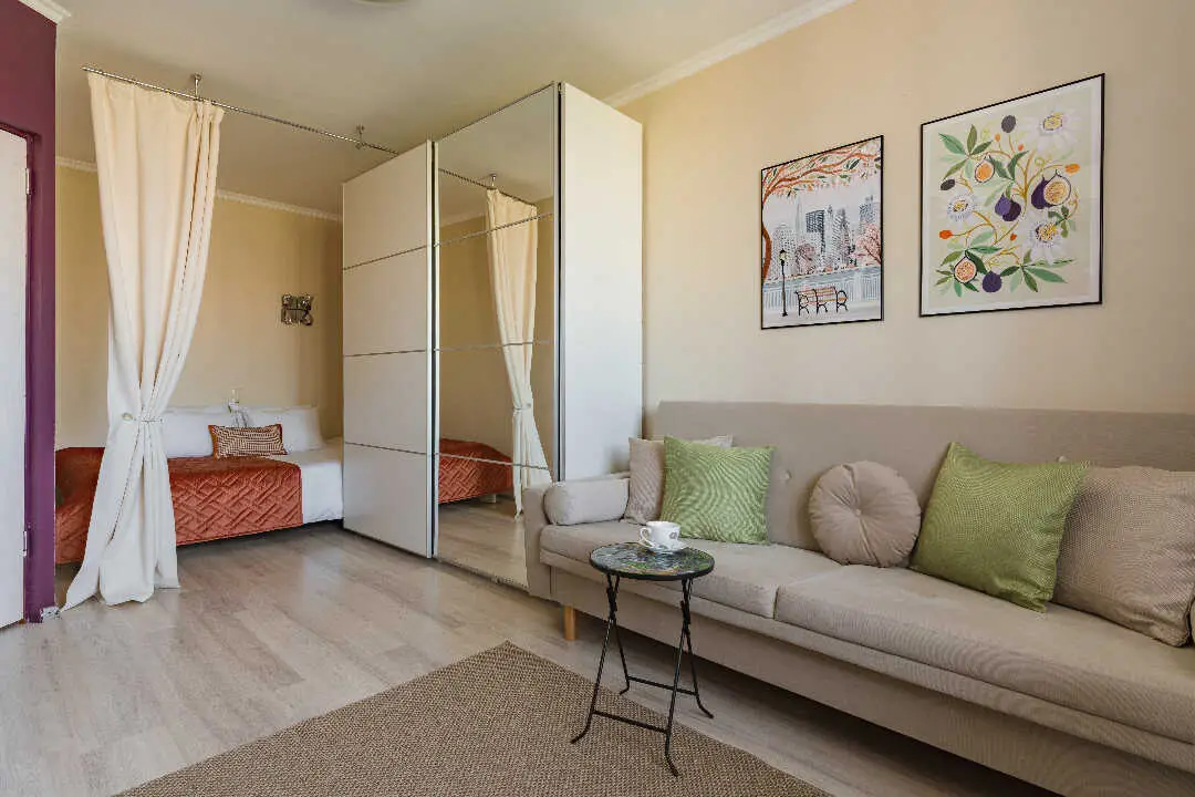 Санкт-Петербург: Квартира RoomyRoom с кондиционером у метро "Парнас"