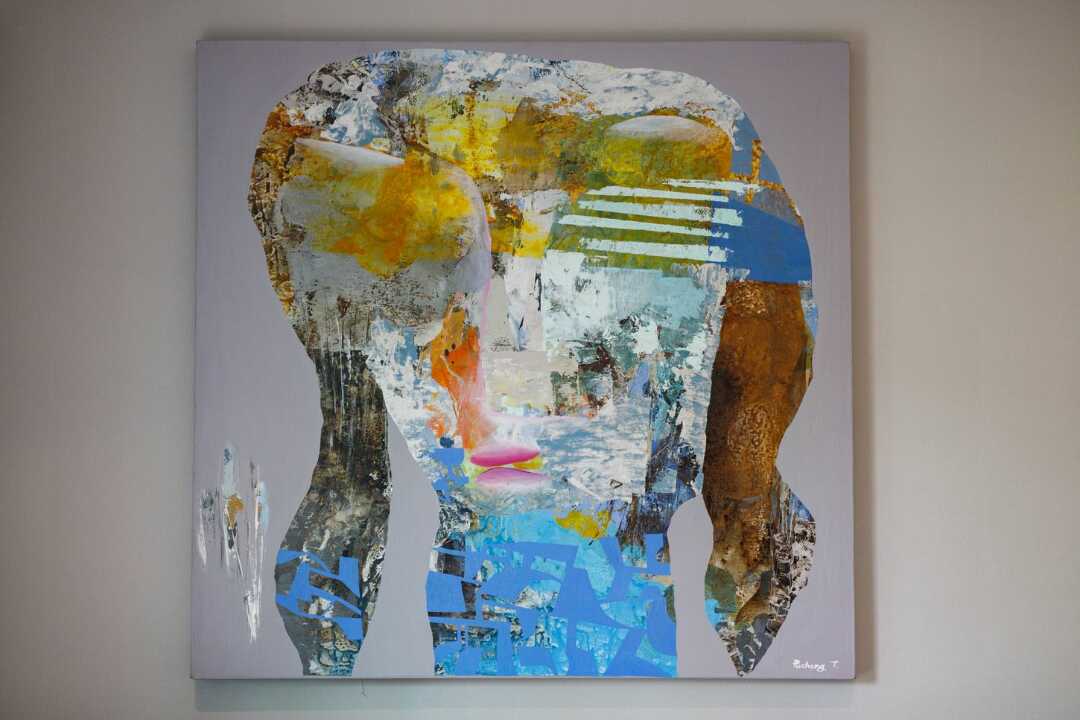 carousel image 4